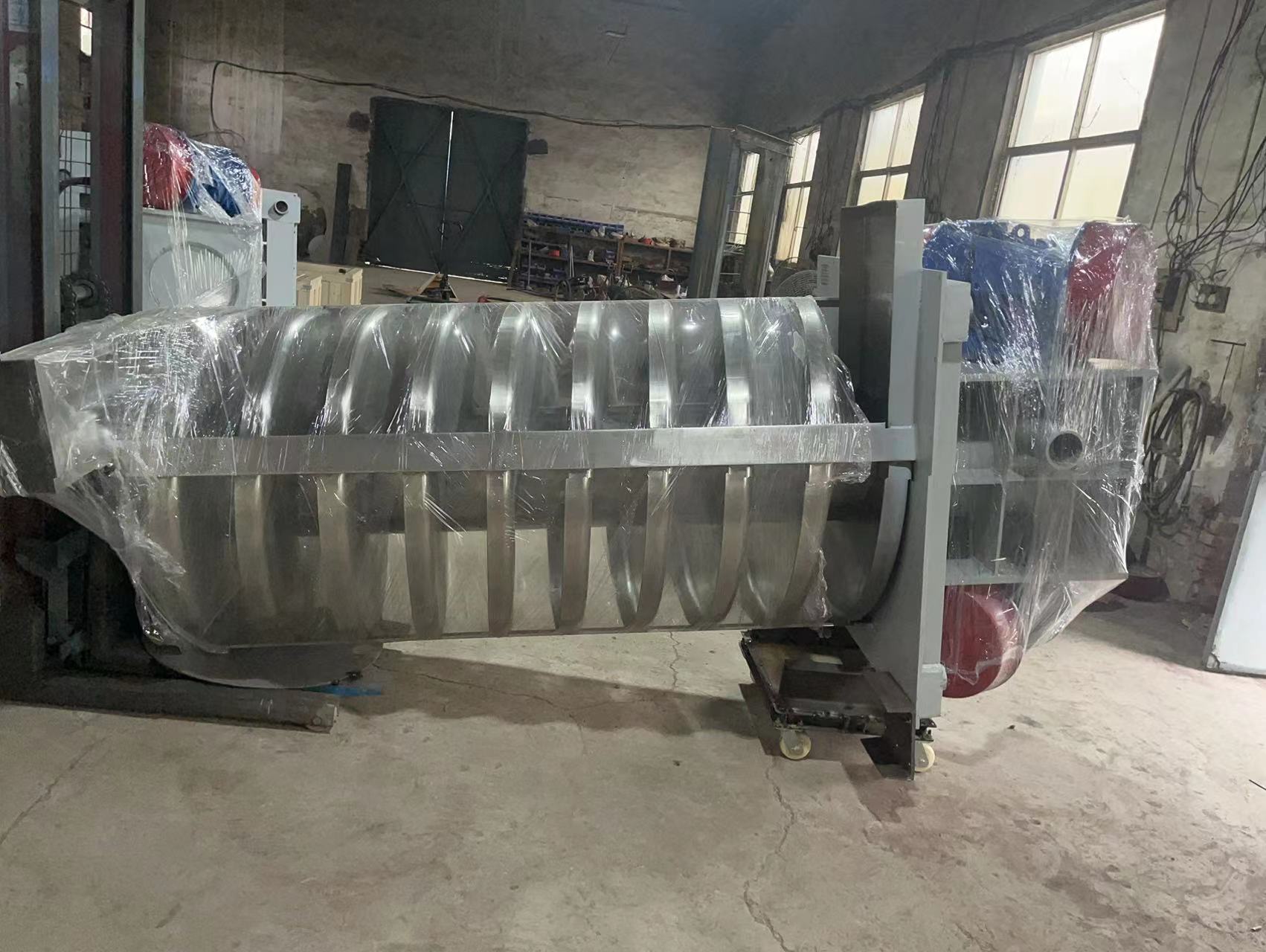 天腾振动提升机走向俄罗斯，开启国际市场新篇章